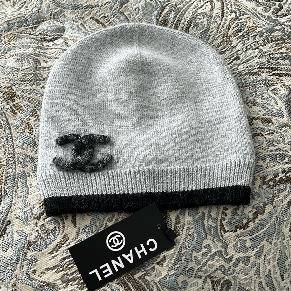 Chanel wool grey beanie never worn NWT